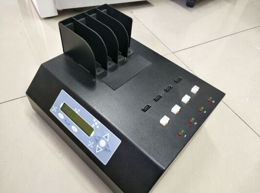 硬盤拷貝機1拖3